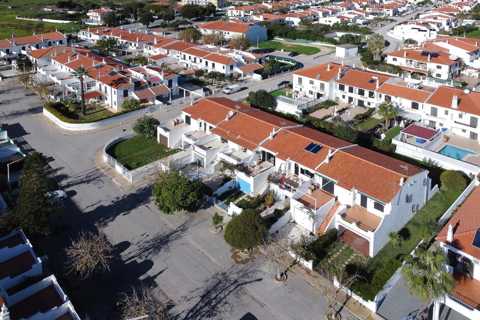Vila Ramalhete W/ 3 Bdr & Balcony By Lovelystay Altura Bagian luar foto