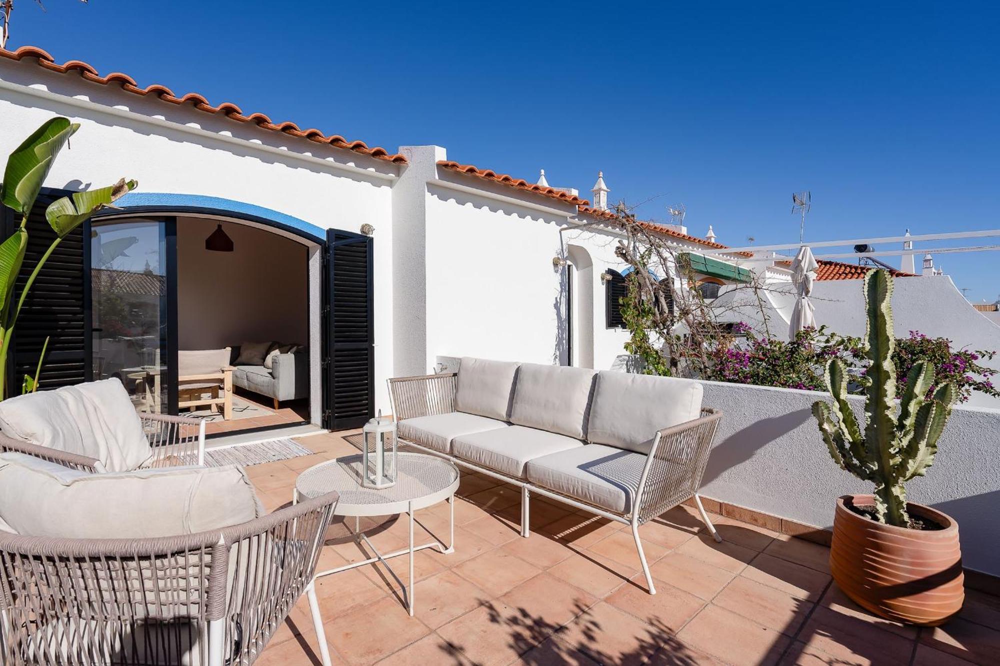 Vila Ramalhete W/ 3 Bdr & Balcony By Lovelystay Altura Bagian luar foto